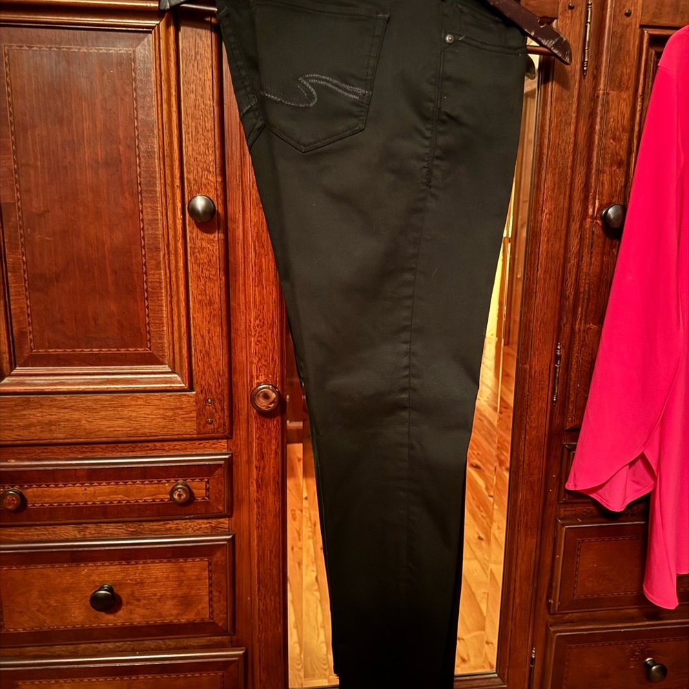 Silver Jeans Suki Super Skinny Black